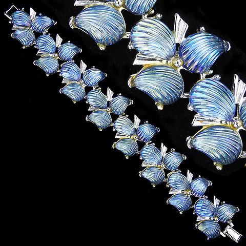 Charel Iridescent Blue Aurora Borealis Fruit Salad Seashells Link Bracelet