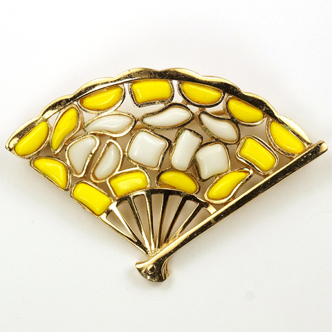 Trifari 'Alfred Philippe' 'Modern Mosaics' Yellow and White Poured Glass Fan Pin
