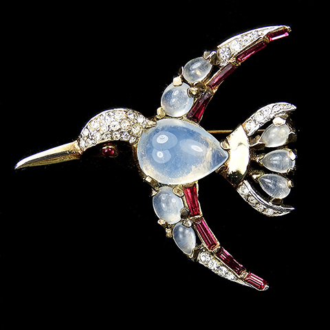 Trifari 'Alfred Philippe' Moghul Jewels Ruby and Moonstone Cabochons Kingfisher or Hummingbird Bird Pin