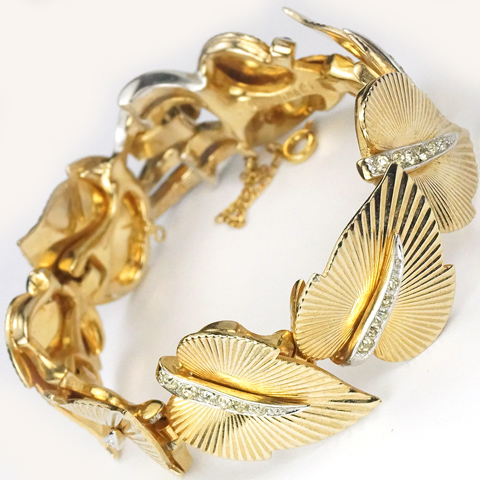 Boucher 'Golden Harvest' Gold and Pave Sunburst Leaves Eight Link Bracelet