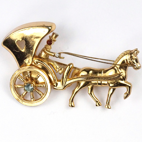 Coro Golden Honeymoon Coach with Heart Shaped Window Horse and Carriage Pin