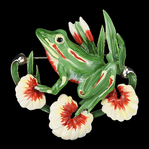Sterling Craft Coro Enamelled Frog on Three Lilypads Pin
