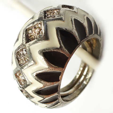Jomaz Pave Black and White Enamel Sawtooth Pattern Finger Ring
