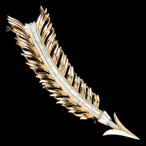 Trifari 'Alfred Philippe' 'L'Aiglon' Gold Pave and Baguettes Feather Arrow Pin